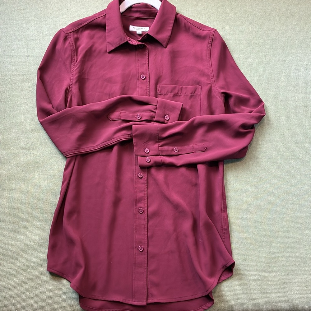 Equipment Femme Size M button up blouse brick red